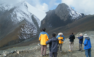 Senior DMP geoscientists complete joint fieldwork with China IMAGE